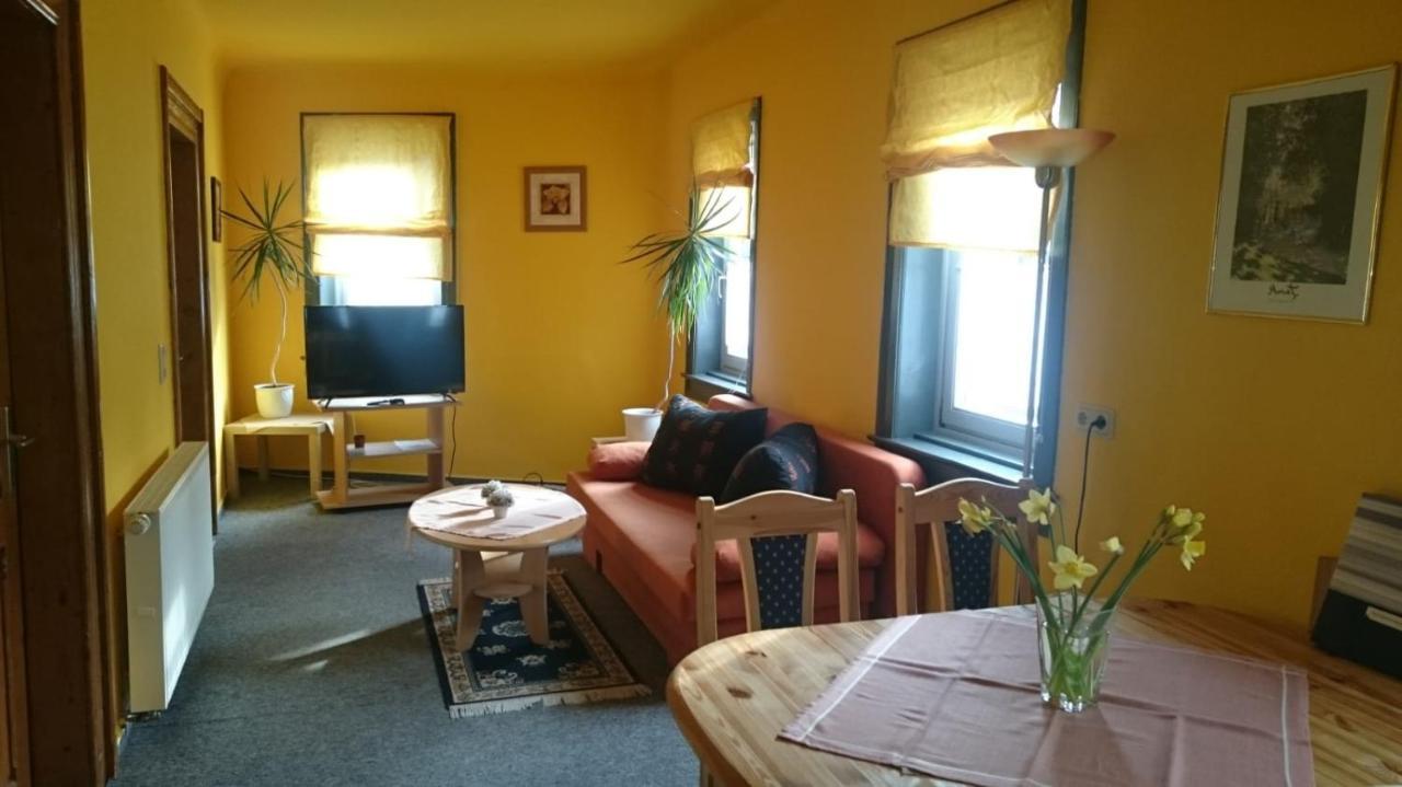 Gaststaette Und Pension Felsenthal Tabarz Extérieur photo